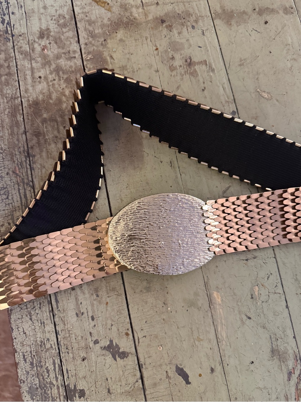 Stretch Metallic Chain-Link Waist Belt - Black and Rose Gold